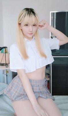 三个男人添一个女人p的视频_午夜伦不卡高清在线观看